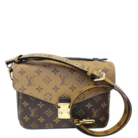 louis vuitton pochette crossbody strap|pochette louis vuitton monogram.